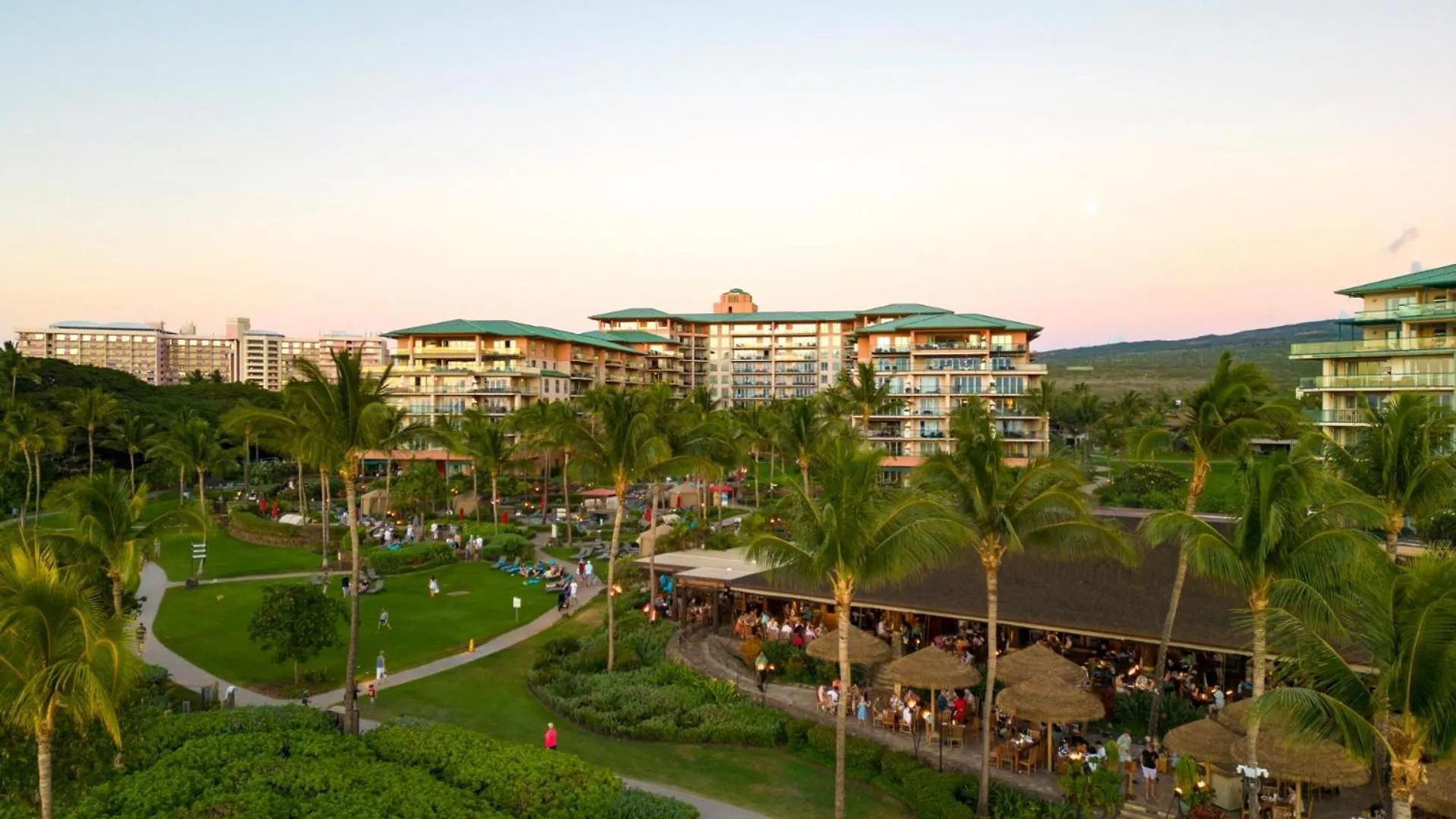 Kbm Resorts Spacious 4-Bedroom Honua Kai Konea Collection Multi Unit Listing Same Floor Ocean Views 2 Free Rental Cars Hkk-20103 Kaanapali